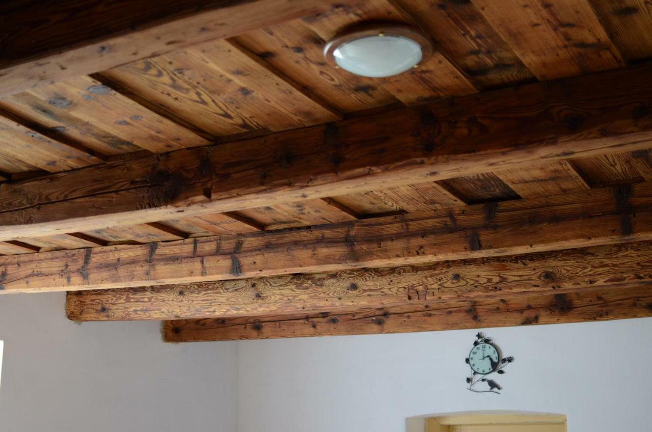 Gerecse Vendégház Sutto Esterno foto